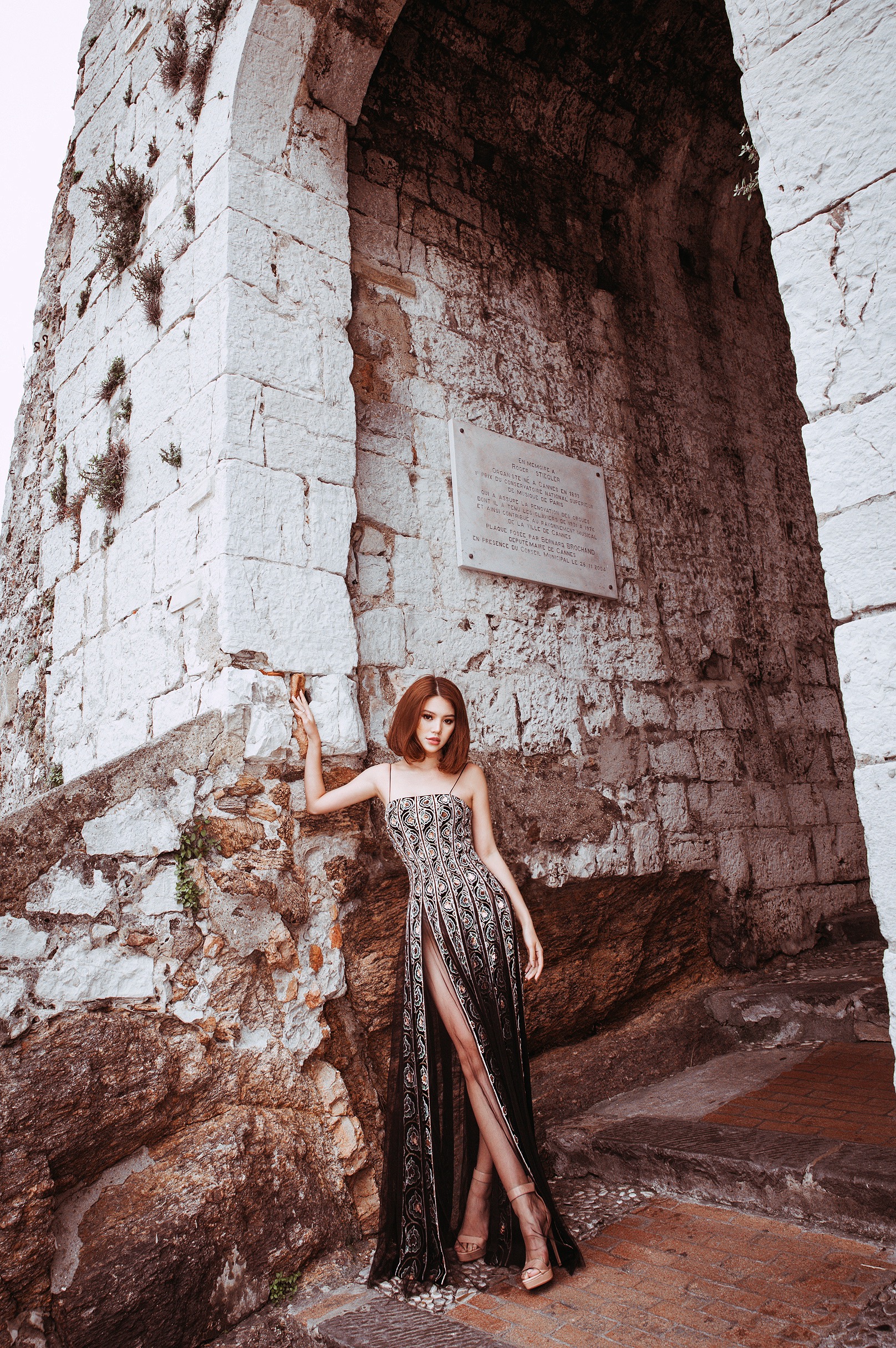 Bị tố vung tiền tỷ mua giải tại Cannes, hoa hậu Jolie Nguyễn nói gì? - 7