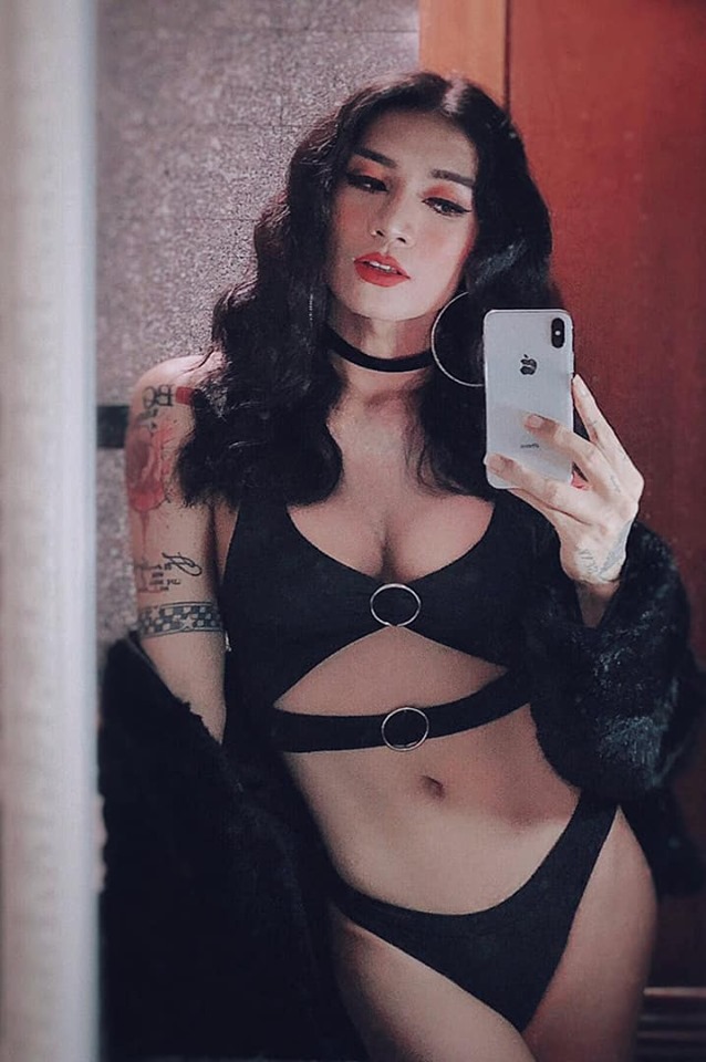 Thực hư BB Trần làm ngực khiến bạn bè lẫn fan sửng sốt - 2