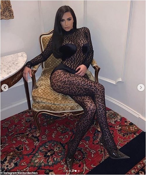 Kim Kardashian: Tưởng sành điệu hóa ra cũng chỉ... chuyên copy! - 1