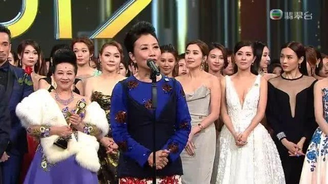 Sốc với mức lương bèo bọt của sao TVB: Thua xa vệ sĩ, mới vào nghề chỉ 6 triệu/tháng - 4