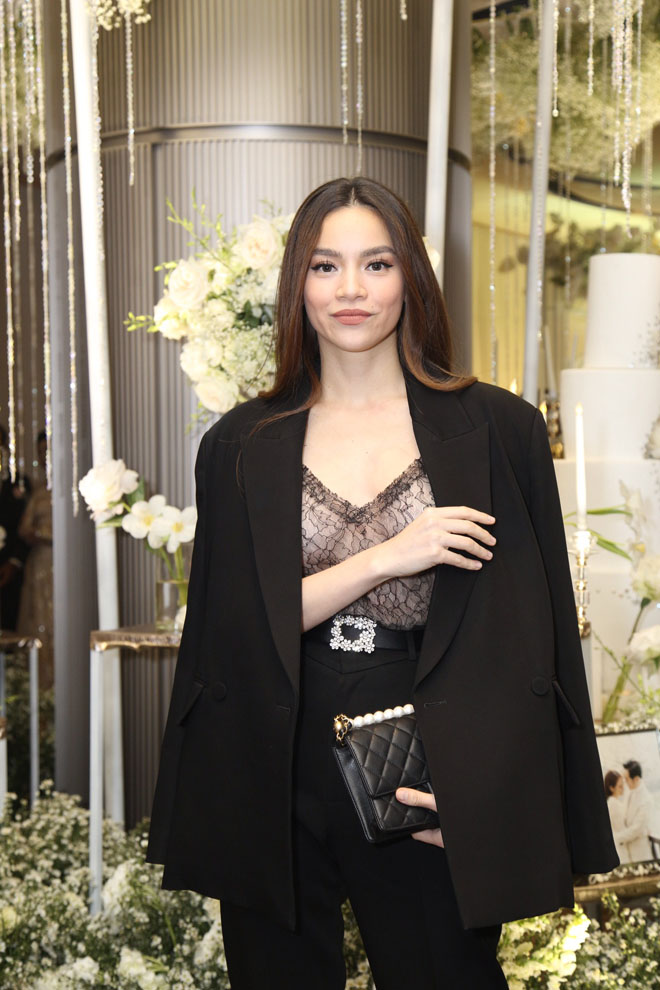 Hà Hồ và con trai xuất hiện bên dàn sao Việt dự đám cưới xa hoa của Dương Khắc Linh - 2