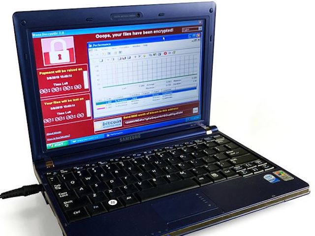 Công nghệ thông tin - Laptop chứa virus nguy hiểm nhất thế giới được đấu giá 31 tỷ đồng