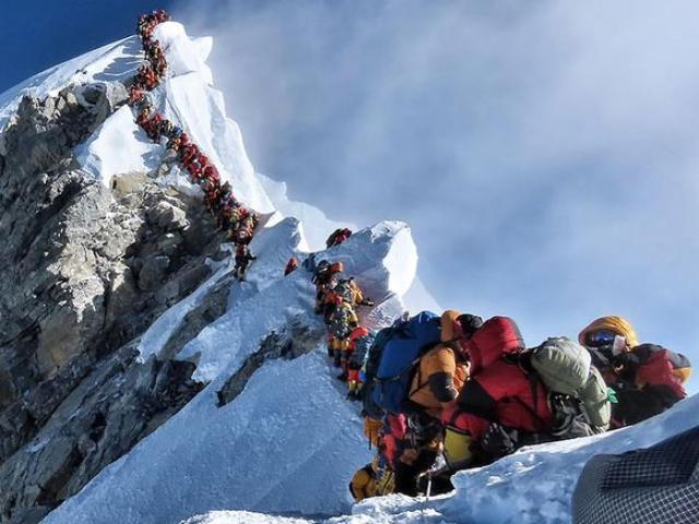 Thế giới - Đỉnh Everest trở thành nơi "chầu thần chết” với hàng loạt tử thi ra sao?