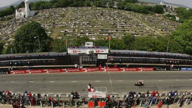 Giải đua "ký tên vào án tử" 258 VĐV bỏ mạng: Tai nạn thảm khốc 209km/h - 1