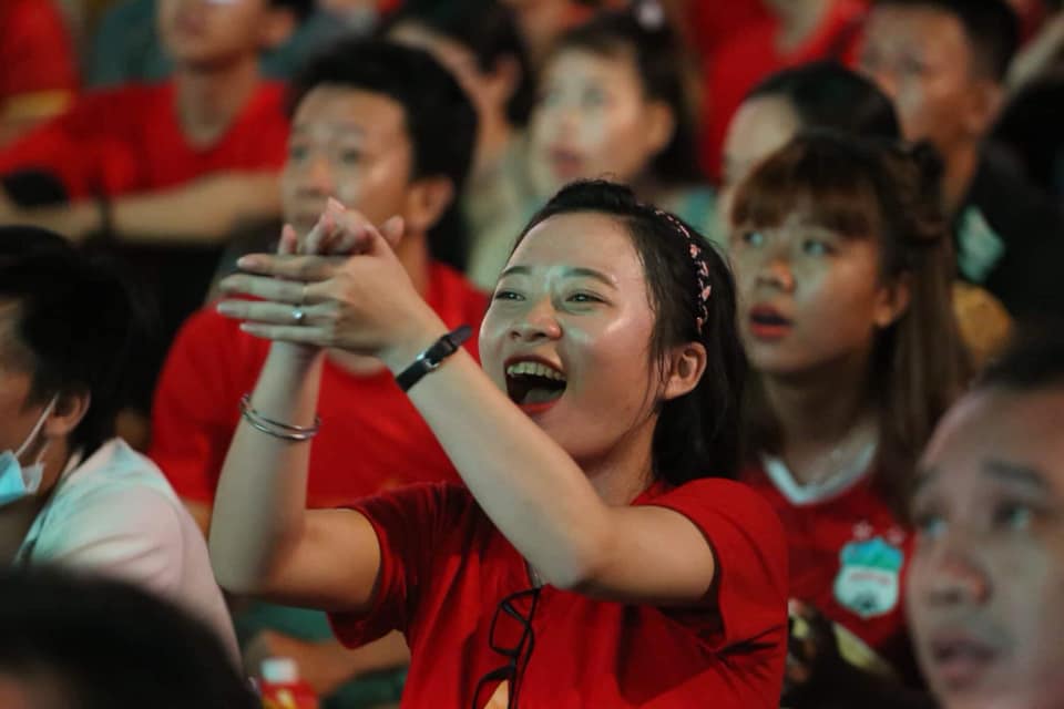 Việt Nam hạ Thái Lan vào phút bù giờ, triệu CĐV vỡ oà sung sướng - 4