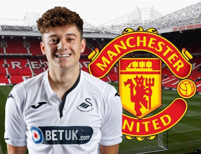 MU đón "bom tấn" đầu tiên thời Solskjaer: Đã kiểm tra y tế, công bố hôm nay? - 2