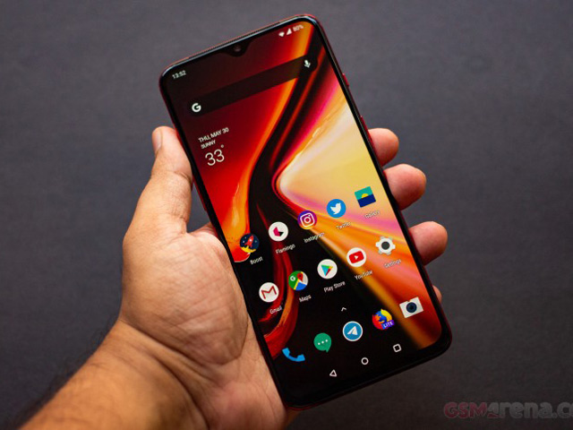 Đánh giá sản phẩm - Trên tay “kẻ hủy diệt” OnePlus 7: Giá thấp nhất trong phân khúc cao cấp