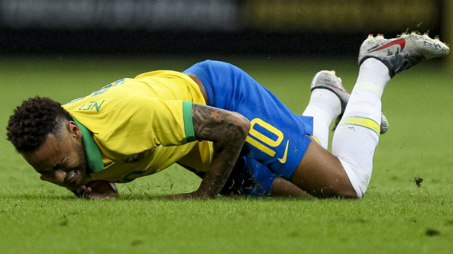 Brazil gặp đại họa: Neymar chấn thương, chính thức lỡ Copa America 2019 - 1