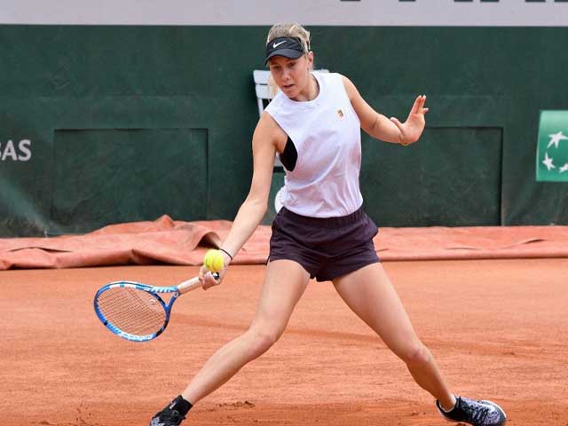 Thể thao - Mỹ nhân Roland Garros: "Sharapova mới" 17 tuổi tóc vàng chân thon gây sốt