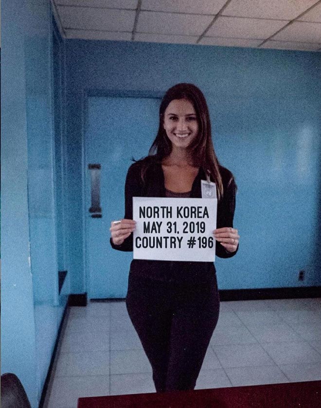 Phượt thủ xinh đẹp 21 tuổi trở thành "người chinh phục thế giới trẻ nhất" - 1