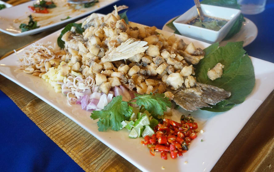 Đến Thái Lan xem chung kết King's Cup đừng bỏ lỡ đặc sản độc, lạ này - 4