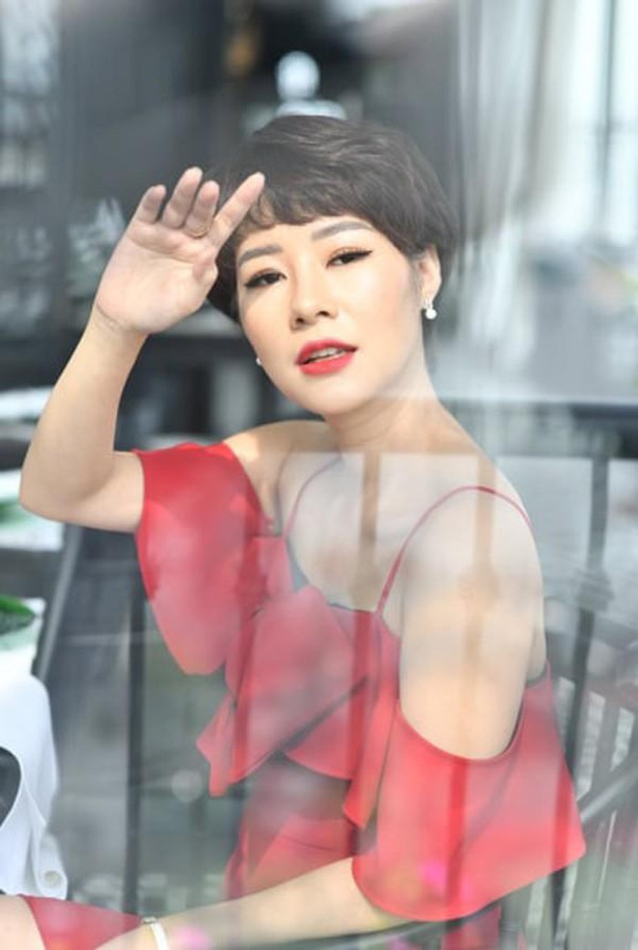 Tình địch của Thu Quỳnh "Về nhà đi con" hóa ra ngoài đời là Hoa hậu đại gia - 7