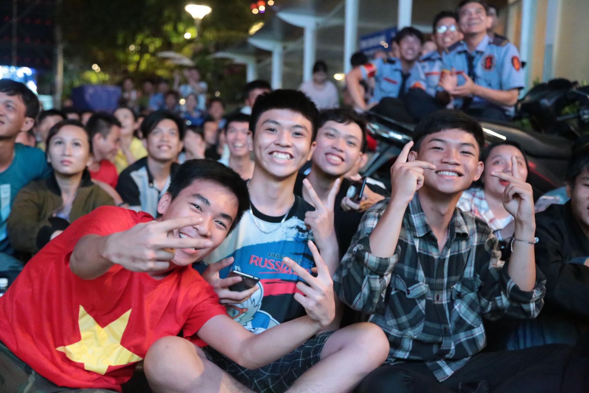 Việt Nam thua tiếc nuối sau loạt penalty định mệnh, triệu cổ động viên thất thần - 7