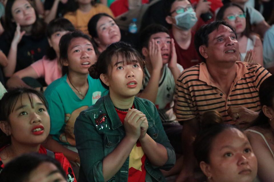 Việt Nam thua tiếc nuối sau loạt penalty định mệnh, triệu cổ động viên thất thần - 2