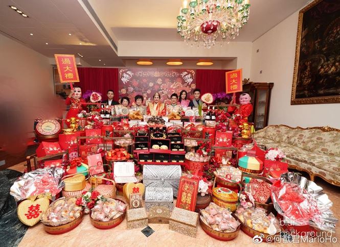 Choáng với sính lễ toàn vàng ròng trong đám cưới con gái ‘vua sòng bạc Macau’ - 5