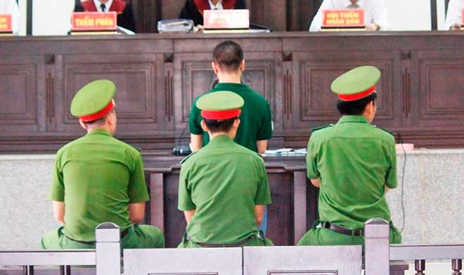 "Mối tình" ngang trái giữa bạn trai 15 tuổi và cô bé 12 tuổi - 1