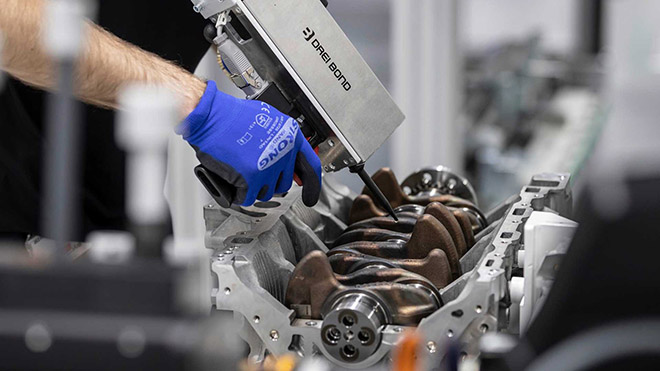 Chi tiết động cơ 4 xi-lanh mạnh nhất từ trước đến nay của Mercedes-AMG với 420 mã lực - 3