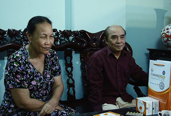 Uống tinh bột nghệ theo kiểu này thì khác gì đổ đi. Cách chuẩn phải như thế này! - 3