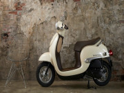 Thế giới xe - 2019 Honda Metropolitan giá 58,5 triệu đồng so kè Vespa Primavera 50