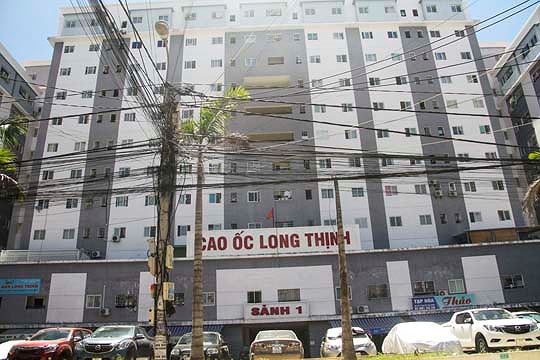 Người có thu nhập thấp mua nhà ở xã hội gì mà toàn đi ô tô! - 2