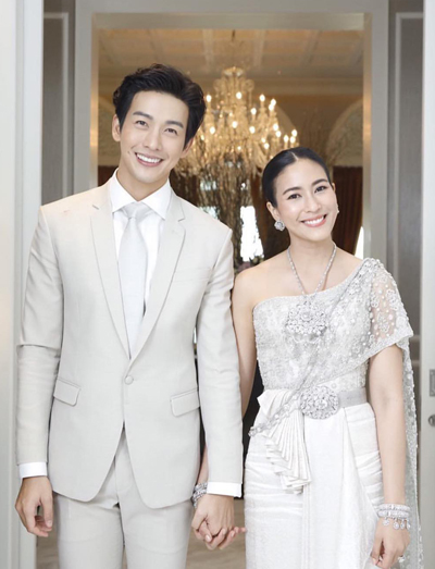 Nữ diễn viên bị điều tiếng vì lấy &#34;phi công trẻ&#34; điển trai và cái kết bất ngờ - 3