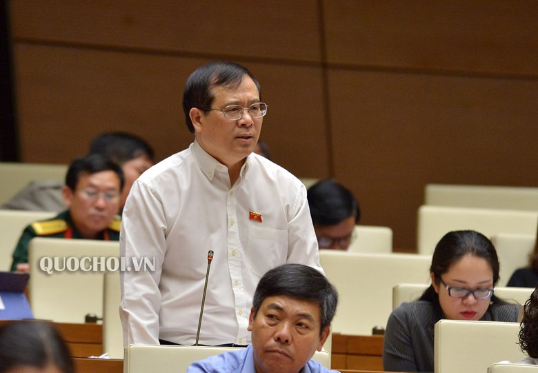 Nóng 24h qua: Mẹ nữ sinh giao gà nghĩ Vì Văn Toán không dám hại con mình - 1