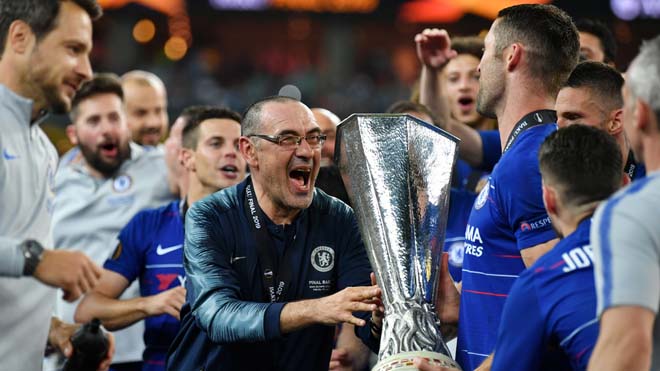 Bão lớn ở Chelsea: Mourinho từ chối Newcastle, tính cướp ghế Lampard? - 1