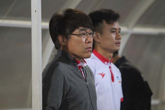 Chuyển nhượng V-League: Viettel chia tay HLV Hàn Quốc, đón siêu tiền đạo? - 1