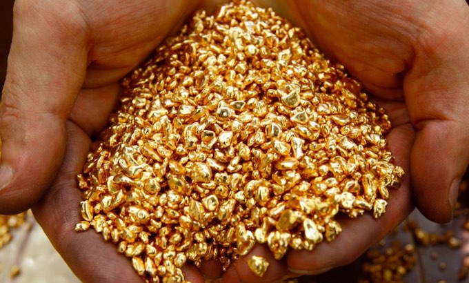 Giá vàng hôm nay 13/6: Đô la bị vùi dập, vàng tăng trở lại - 1