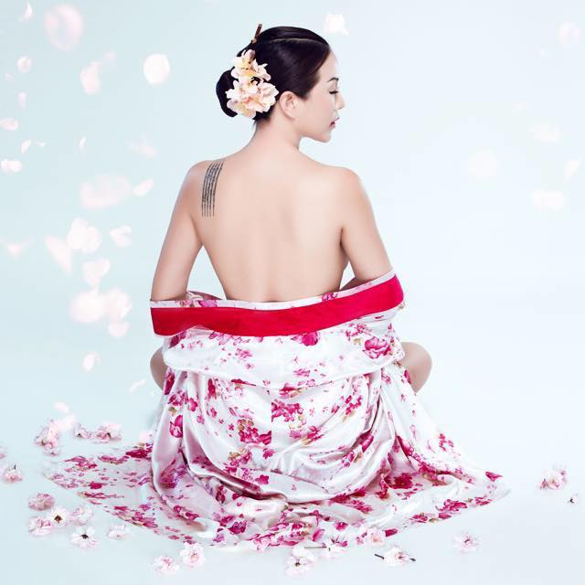 Hoa hậu bị ông Đoàn Ngọc Hải cẩu xe, ly hôn chồng Đài Loan vũ phu giàu có cỡ nào? - 2