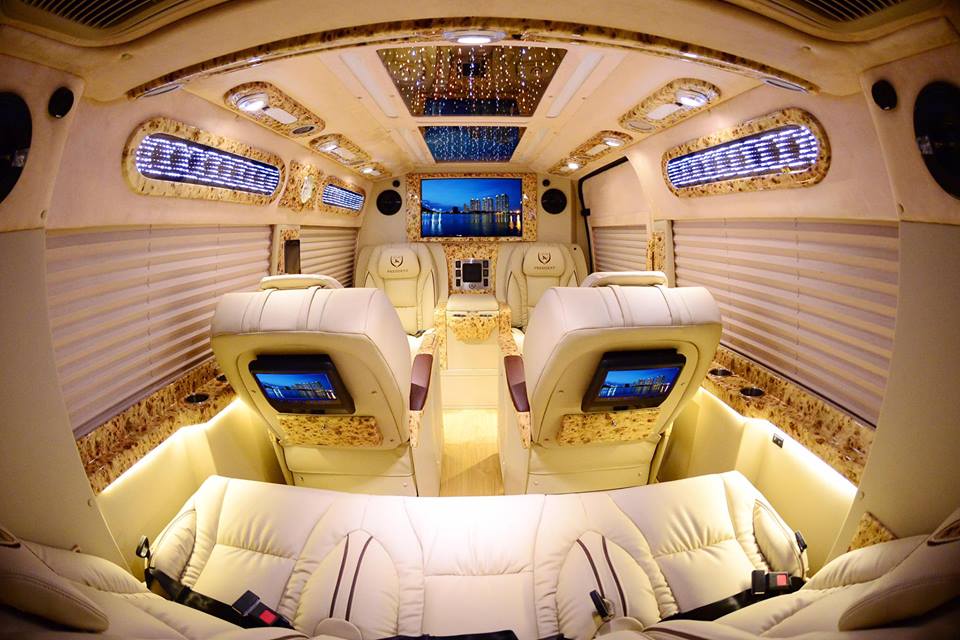 Hoa hậu bị ông Đoàn Ngọc Hải cẩu xe, ly hôn chồng Đài Loan vũ phu giàu có cỡ nào? - 3