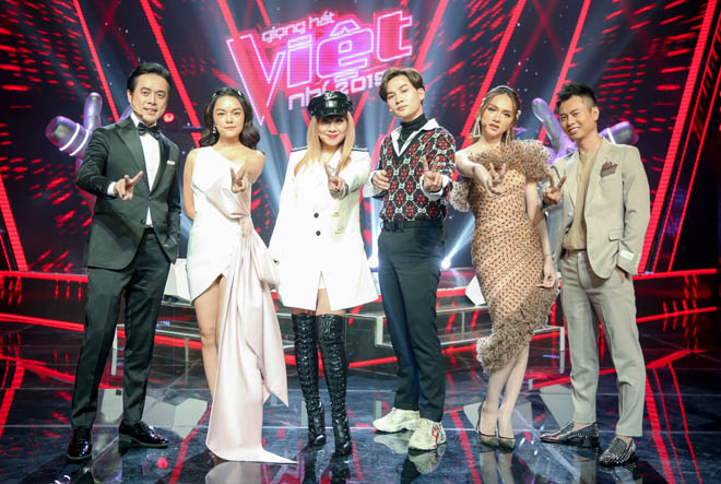 Bị nghi không xứng ngồi ghế nóng The Voice Kids, Hoa hậu Hương Giang nói gì? - 1