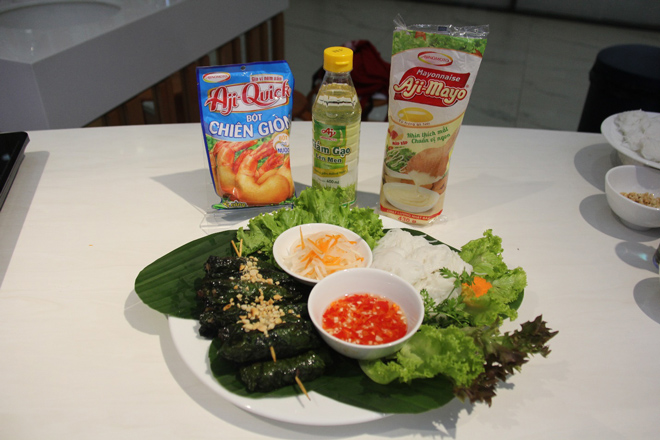 Cả nhà cùng vào bếp nêm yêu thương cho bữa cơm gia đình - 10