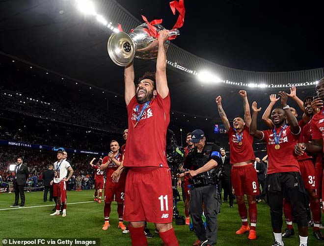 Liverpool đấu MU: Lương &#34;siêu to khổng lồ&#34;, De Ligt cặp đá tảng Van Dijk - 1