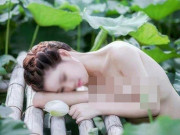Bạn trẻ - Cuộc sống - Sau thiếu nữ khỏa thân, liên tục xuất hiện loạt ảnh phản cảm bên hoa sen