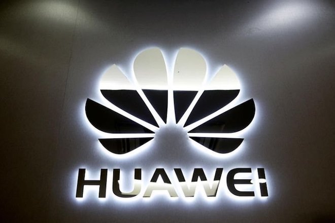 Nhà Trắng sẽ không lùi lịch cấm vận Huawei - 1