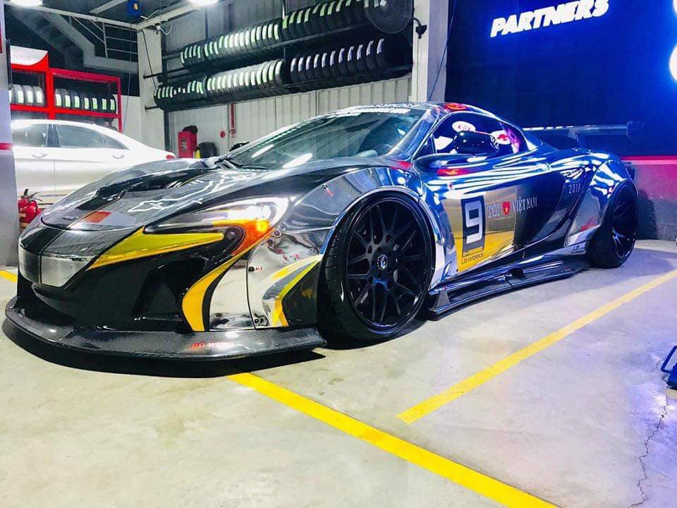 Thiếu gia trong đoàn siêu xe 330 tỷ cùng Cường ĐôLa, lấy vợ siêu mẫu giàu cỡ nào? - 4