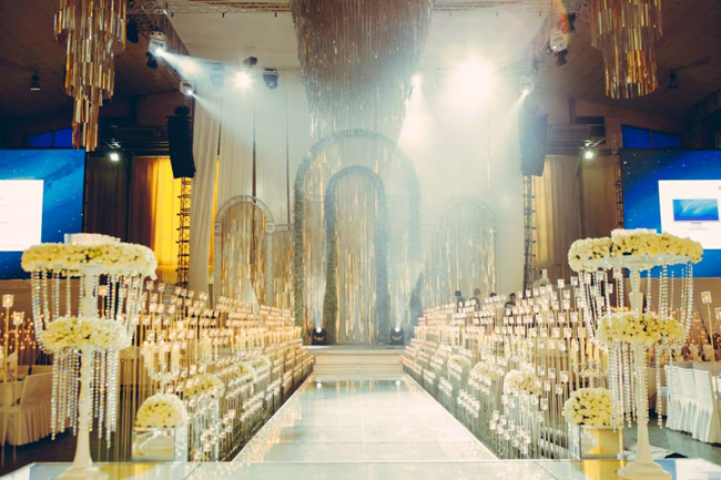 Thiếu gia trong đoàn siêu xe 330 tỷ cùng Cường ĐôLa, lấy vợ siêu mẫu giàu cỡ nào? - 10