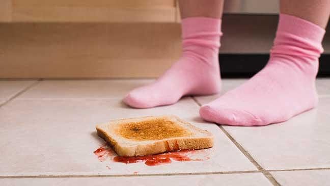 Những hình phạt học sinh kinh dị hơn cả đẽo gạch giữa trời nóng - 7