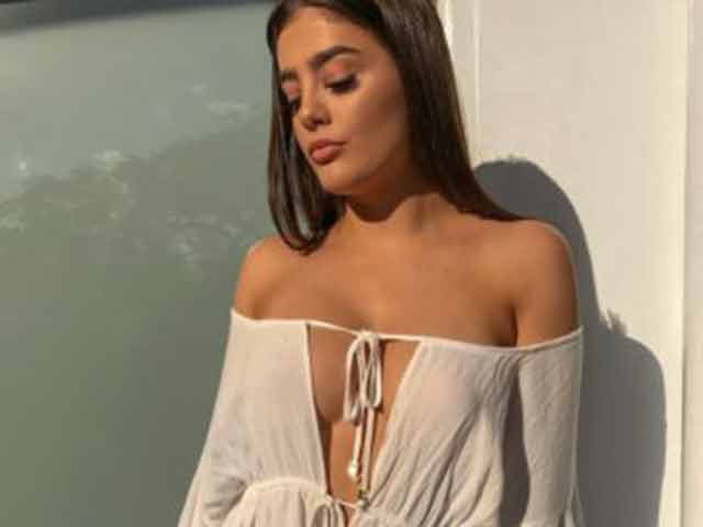 Thể thao - Đả nữ Muay Thái "xù xì" trên võ đài: "Nàng tiên" đẹp ngỡ ngàng ngoài đời