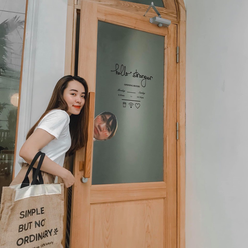 MC Mạnh Khang: &#34;Túi vải &#39;đựng cả thế giới&#39; đang là xu hướng&#34; - 5