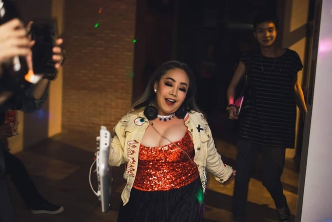 Nữ đại gia U60 lấy 12 chồng trẻ giờ ra sao? - 11