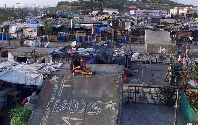 Bên trong khu ổ chuột lớn nhất thế giới ở Philippines với 4 triệu người - 1
