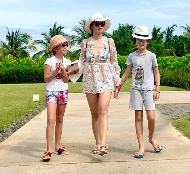 Ca sĩ Hồng Nhung khoe thân hình nóng bỏng ở tuổi U50 khiến ai cũng ngỡ ngàng - 2