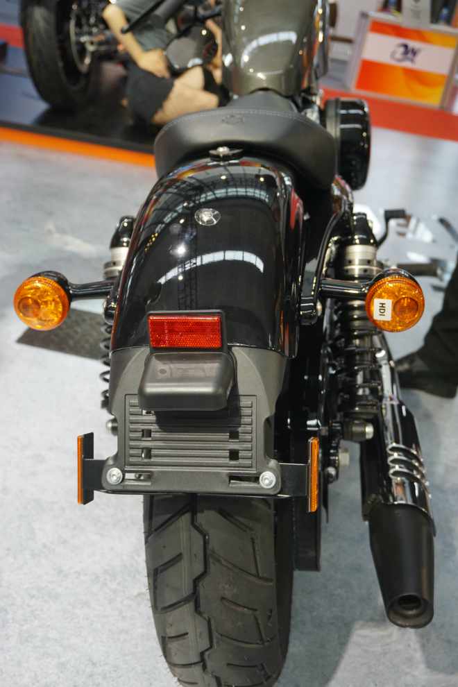 2019 Harley Davidson Forty Eight giá nửa tỷ hút phái mạnh Việt - 9