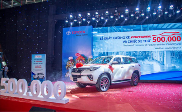 Fortuner 2019: Tự tin giữ vững ngôi vương SUV 7 chỗ - 1