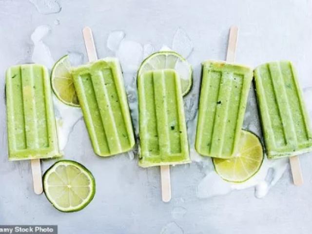 Sức khỏe đời sống - Bỏng đáng sợ vì ăn kem chanh giữa nắng