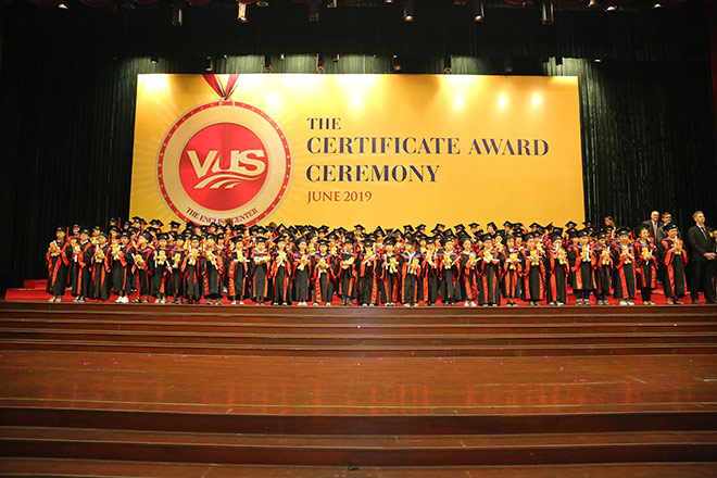 2.155 học viên VUS nhận chứng chỉ Anh ngữ quốc tế Cambridge - 1