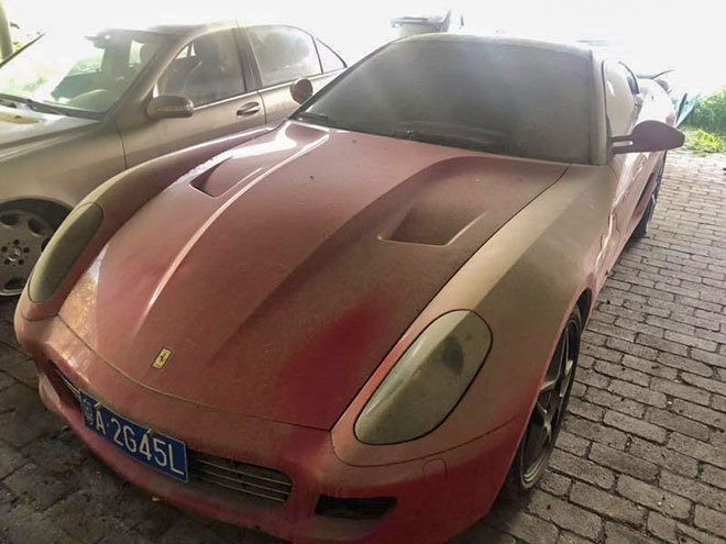 Mua siêu xe Ferrari 599 GTB với giá hơn 6 triệu đồng tại Trung Quốc - 2