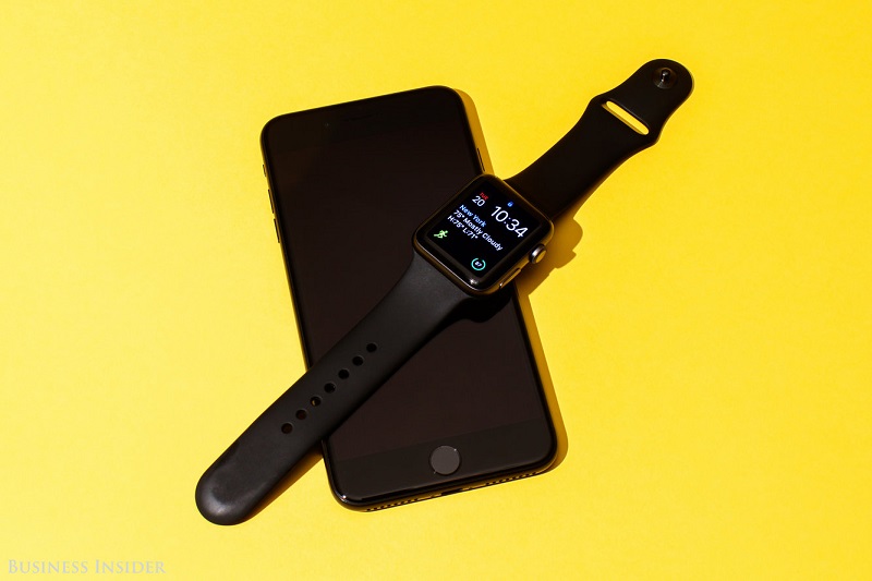 Những tính năng iPhone cần học ngay từ Apple Watch để trở nên &#34;bá đạo&#34; - 1